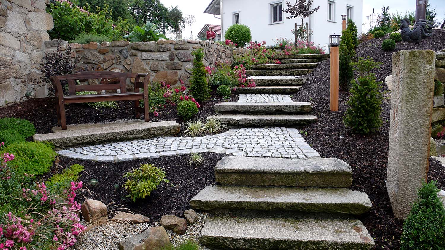 Natursteinmauer in Röhrnbach