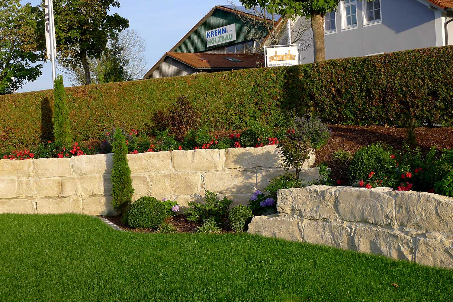 Natursteinmauer in Ruderting